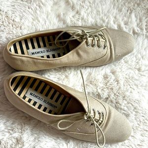 Manolo Blahnik Oxfords Sage Raw Silk Size 34 1/2 Lace-Up Flats